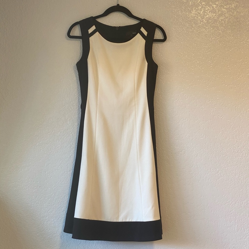 NEXT-Black & cream colored sleeveless dress. #007